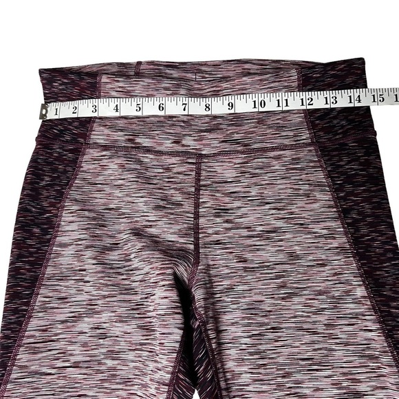 GAP FIT PINK MAROON PURPLE LEGGING SIZE MEDIUM BLACKOUT TECHNOLOGY 23” INSEAM - Picture 4 of 7